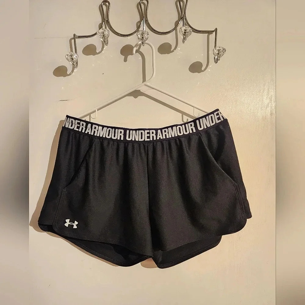 Under Armour Loose Heat Gear Black Logo Fold Over Band Pockets Running Shorts XL